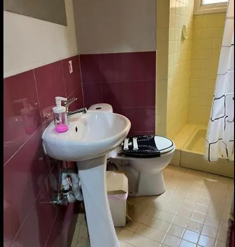 Past Or Tail Hostel Lárnaka